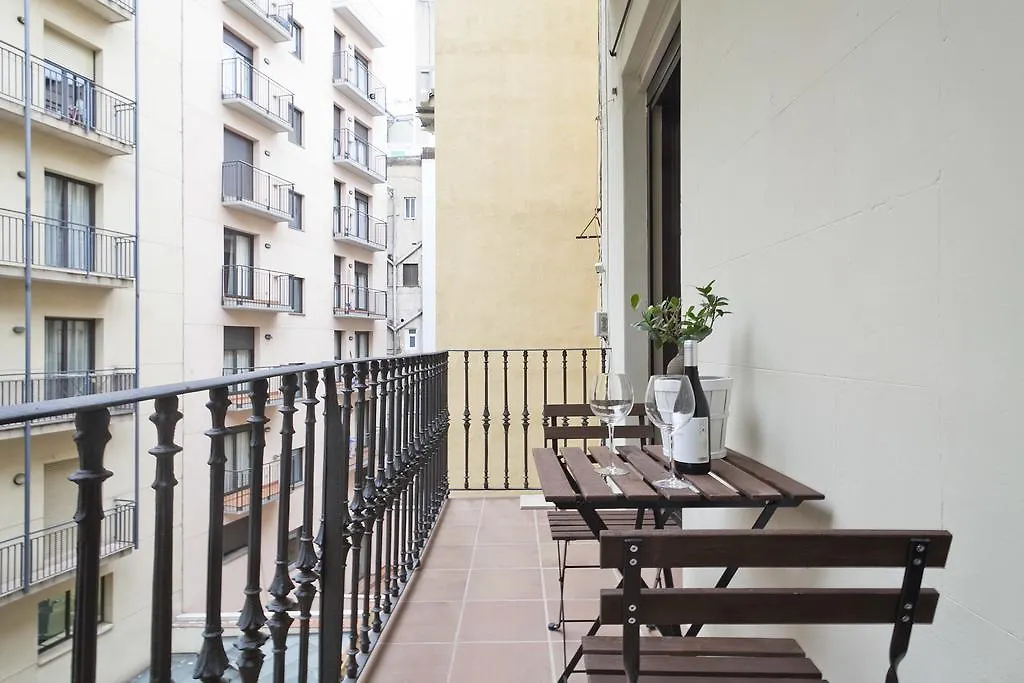 Aspasios Gran Via Suites Barcelona Apartment