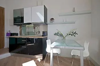 Aspasios Gran Via Suites Barcelona