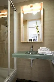 Aspasios Gran Via Suites Barcelona 0*,