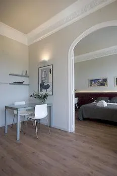 Apartment Aspasios Gran Via Suites Barcelona