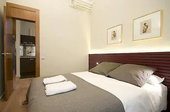 Aspasios Gran Via Suites Barcelona 0*,