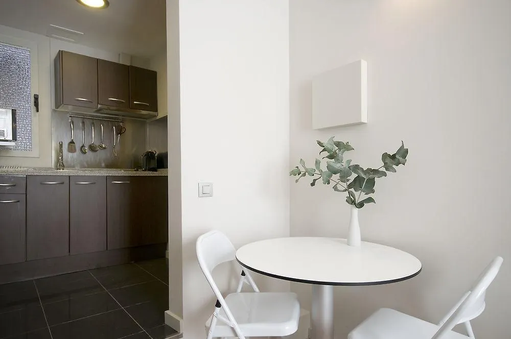 Aspasios Gran Via Suites Barcelona Apartment